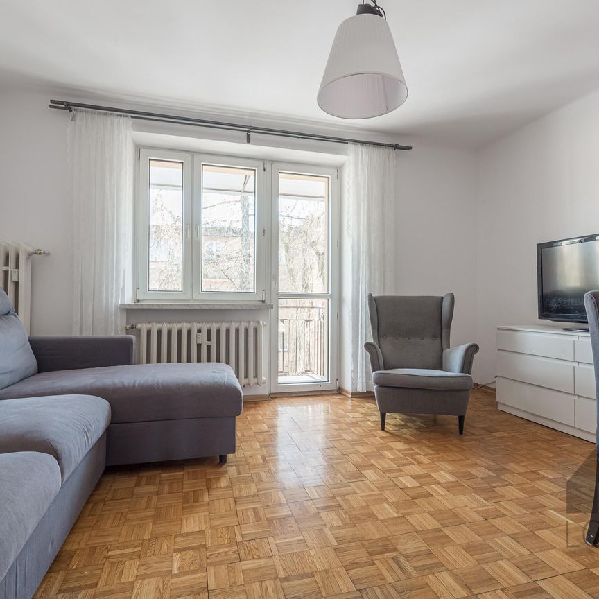 Przestronne trzypokojowe mieszkanie z balkonem na Podwalu w Jaworznie do wynajęcia - Zdjęcie 1