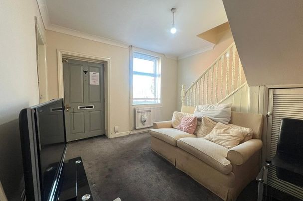 King Street - Photo 1