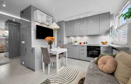 Warszawa, Śródmieście, Warszawa, Śródmieście, Aleja Solidarności - Photo 2