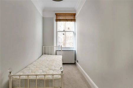 2 bedroom house in Fulham - Photo 4