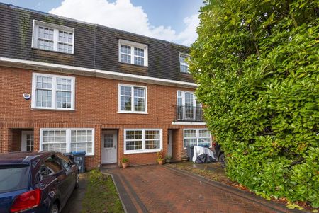 3 bedroom townhouse to rent - Photo 4