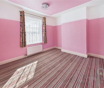 4 bedroom terraced house to rent - Photo 3