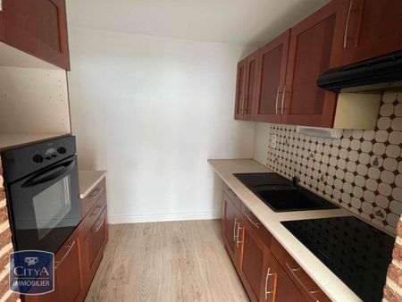 Location Appartement 4 pièces 126m² LOOS 59120 - Photo 4