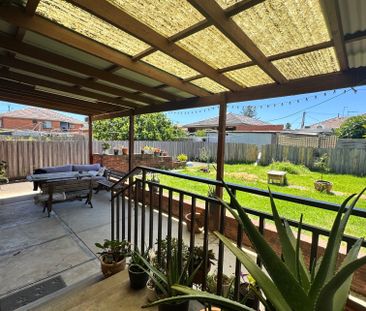 Thomastown - Photo 6