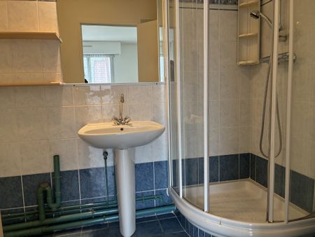 Location Appartement 2 pièces 45m² MONTROUGE 92120 - Photo 5
