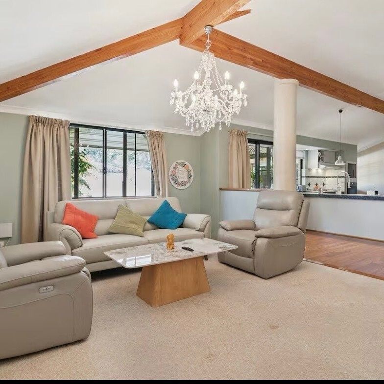 Canning Vale - Photo 1