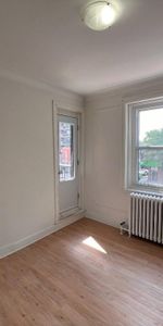 Recently Renovated 5½ Apartments Available - A louer • For Rent - Photo 3