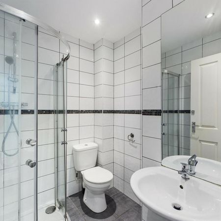 161 bedroom house share to rent - Photo 4