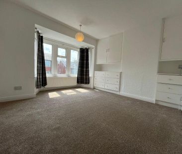 2 bedroom semi-detached house to rent - Photo 6