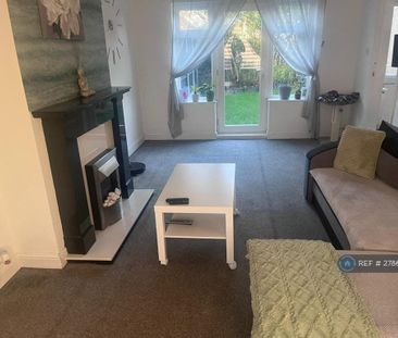 3 bedroom terraced house to rent - Photo 6