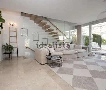 Alquiler de chalet pareado en Calle Santa Teresa de Calahonda - Photo 6