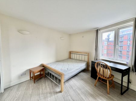 Westferry Road, London - Photo 2