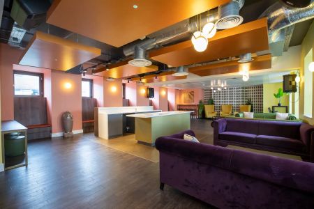 Silver 2 Bed Apartment - Photo 2