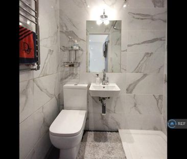 3 bedroom detached house to rent - Photo 4