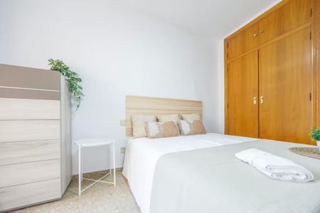 Carrer de Dolores Marqués, Valencia, Valencian Community 46020 - Photo 3