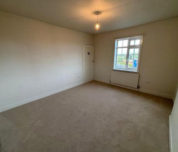 3 bedroom detached house to rent - Photo 4