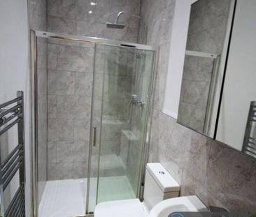 5 bedroom detached house to rent - Photo 1