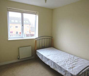 Magnolia Way, Norwich, Costessey - Photo 3