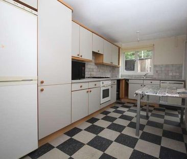 Champion Close, Leicester, LE5 - Photo 4