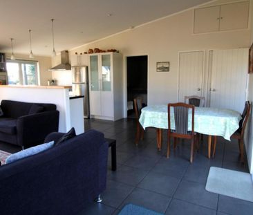 Family fun on Waimare - Photo 4