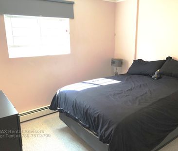 #2 10724 115 Street Northwest - Photo 3