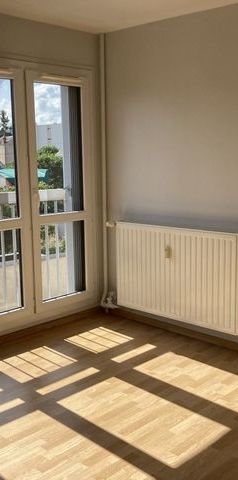 Appartement Studio à louer 2 pièces - 34 m2 CHATEAUROUX - 36 - Photo 1