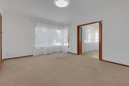 75 The Boulevard, Thomastown VIC 3074 - Photo 3