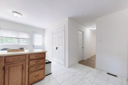 For Lease - 193 Ways Bay Drive, Georgina, Ontario - Photo 4