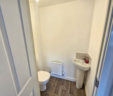 Peterborough - Photo 6