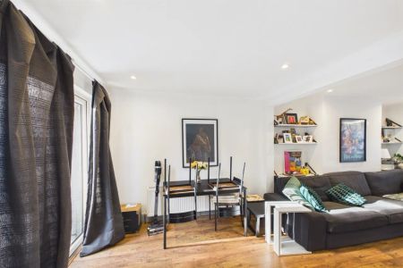 61 Spencer Street - Photo 3