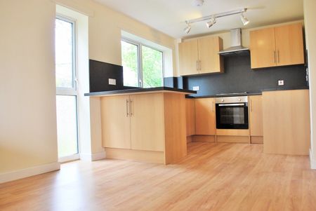 1 Bed Flat, Harper House, M19 - Photo 2