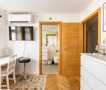 2 Bed Semi-Detached House, Highfield Avenue, NW11 - Photo 1