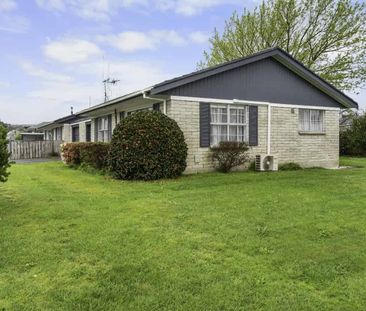 So well located - comfort, space and location - Photo 4