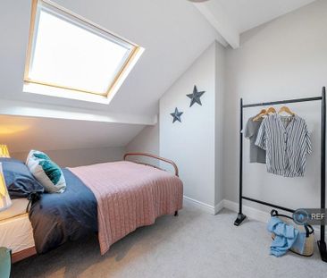 3 bedroom maisonette to rent - Photo 6