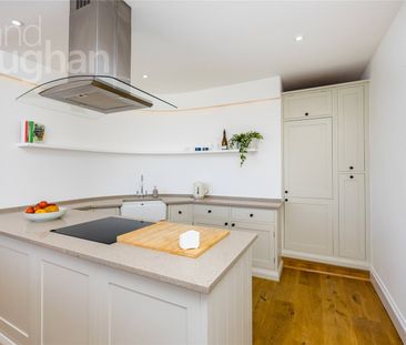 4 bedroom apartment to rent - Photo 2