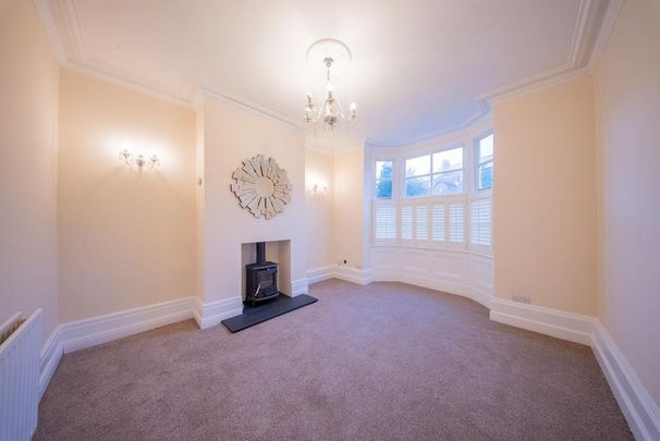 3 bedroom terraced house to rent - Photo 1