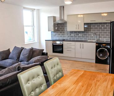 Apt 5, 53 East Parade - Photo 2