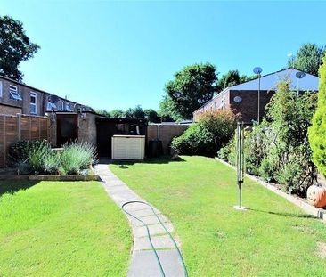 3 bedroom terraced house to rent - Photo 3