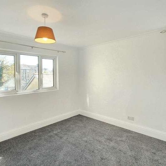 Risborough Lane, Folkestone, CT19 - Photo 1