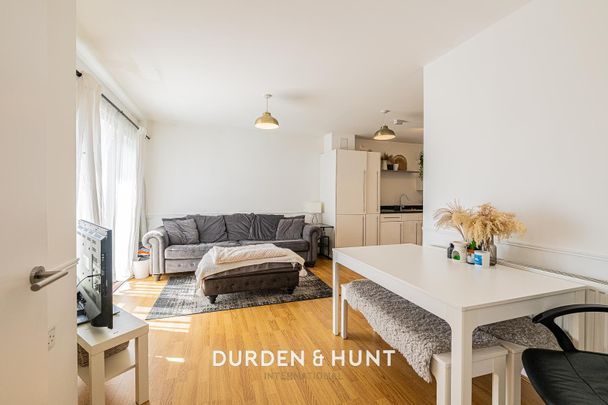 Hazelnut Court, Firwood Lane, Romford - Photo 1