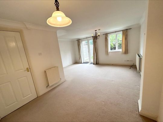 3 bedroom semi-detached house to rent - Photo 1