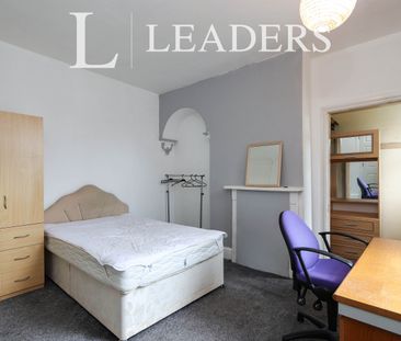 6 bedroom terraced to rent Holberry Close, Sheffield - Photo 5