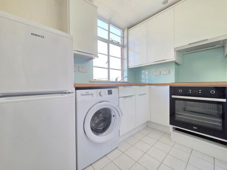 Studio to rent - Photo 3