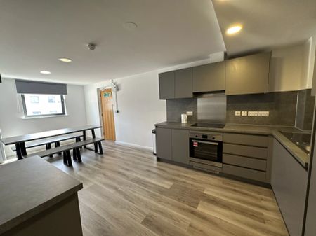Ensuite Bronze - Photo 5
