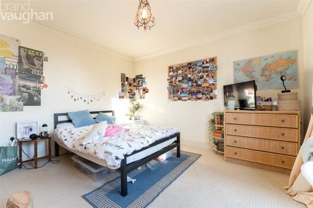 6 bedroom semi-detached house to rent - Photo 5