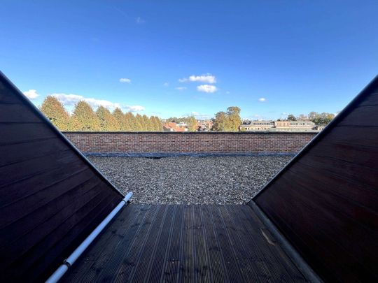 Ruime en gemeubelde duplex met zonnig terras te huur vlakbij Gasthuisberg - Arenberg - Sportkot - Foto 1