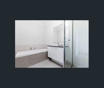 Stunning 3-Bedroom Townhouse in Prime Location! - Photo 6