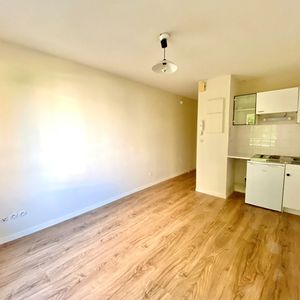 A Louer - Nantes St Clement - Studio De 18.38 M² - Photo 2