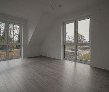 6287 - Stilvolle Doppelhaushälfte mit Carport und Wohlfühlambiente ... - Foto 1