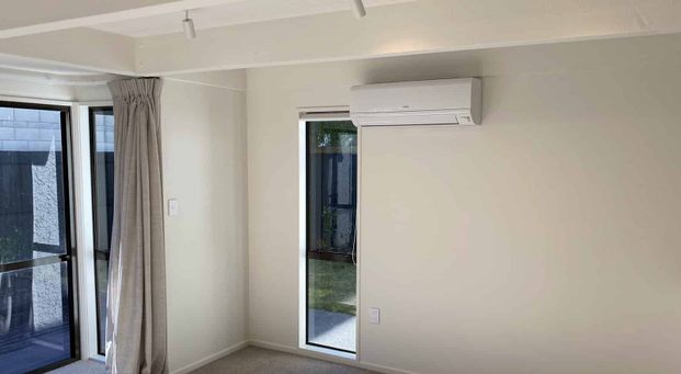 Modernised Home, Unbeatable School Zoning - Photo 1